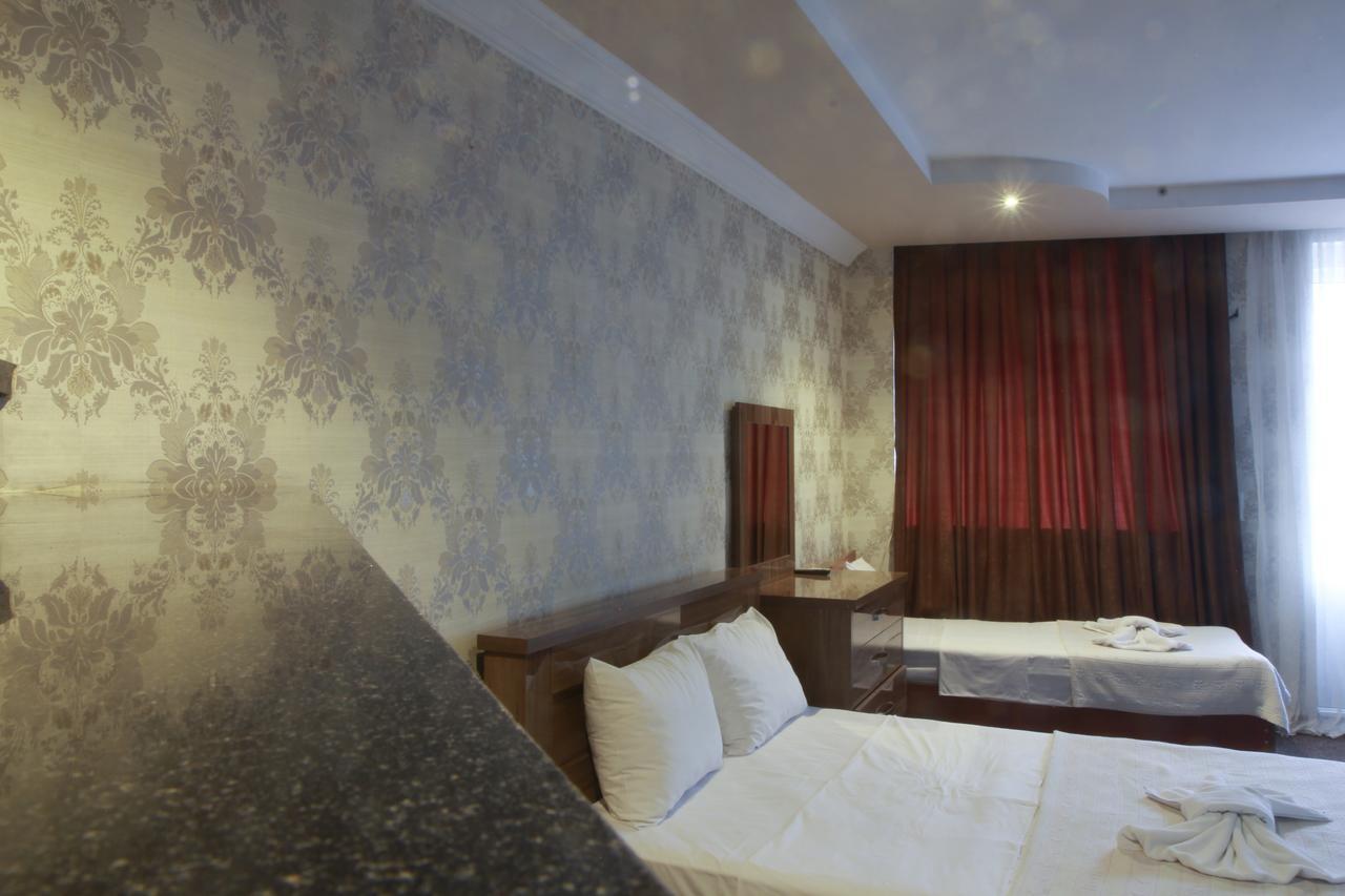 New Palace Shardeni Tbilisi ภายนอก รูปภาพ